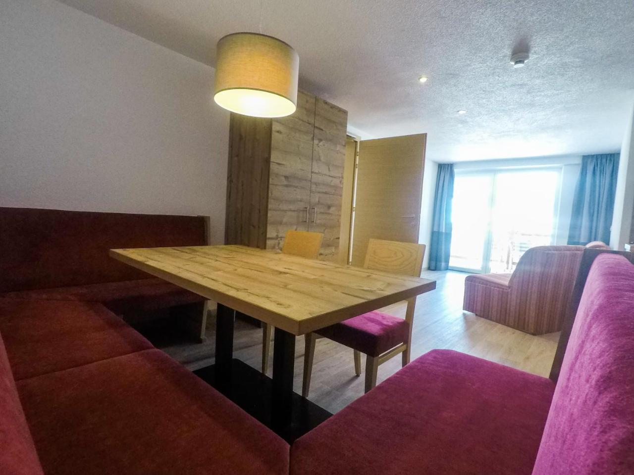 Collina Hotel Garni Hintertux Ngoại thất bức ảnh